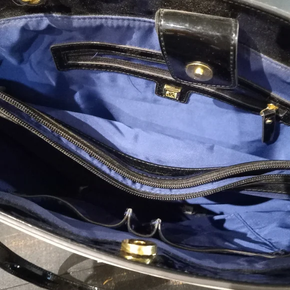 SOLD Anne Klein polka dotted purse pocketbook - Picture 3 of 5